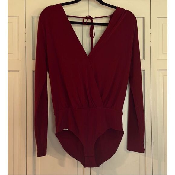 Bcbg Generation burgundy wrap bodysuit top M - Picture 2 of 10
